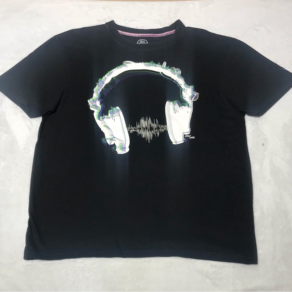 New Era Black Headphone Graphic T-Shirt -